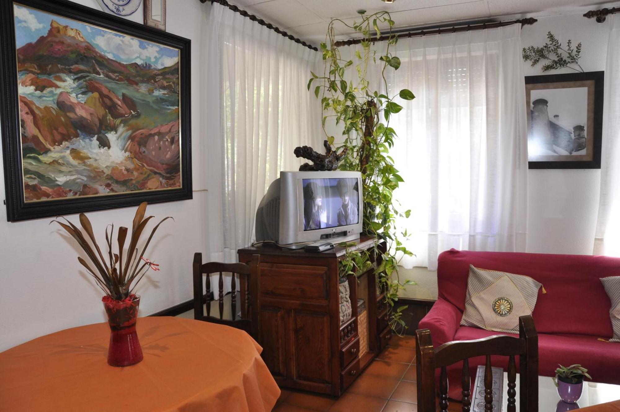 Hotel Castillo D'Acher Siresa ภายนอก รูปภาพ