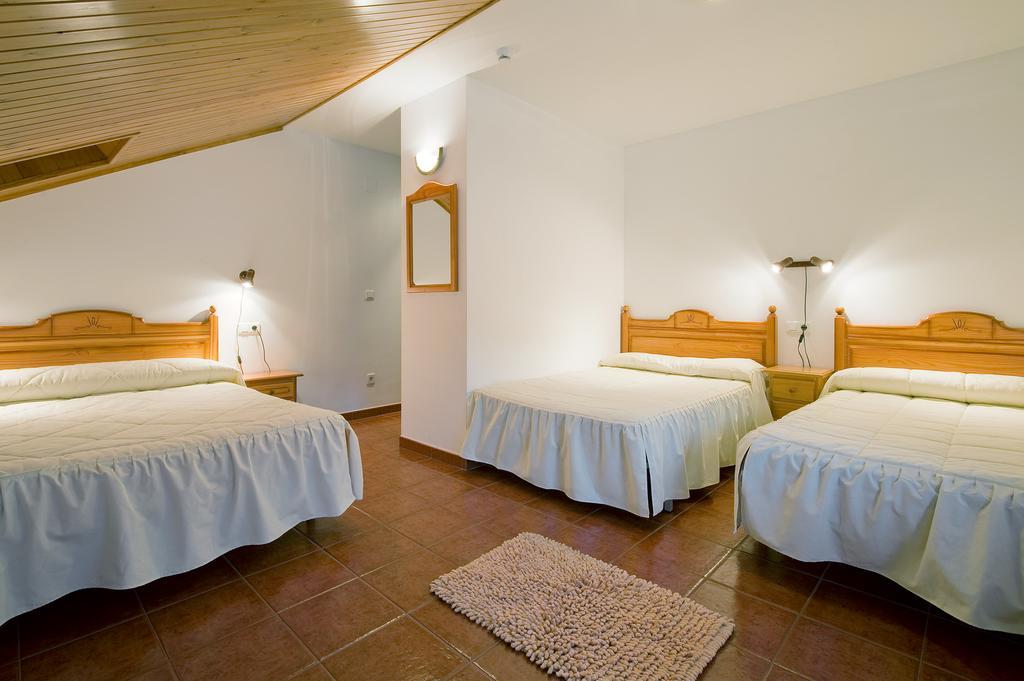 Hotel Castillo D'Acher Siresa ภายนอก รูปภาพ